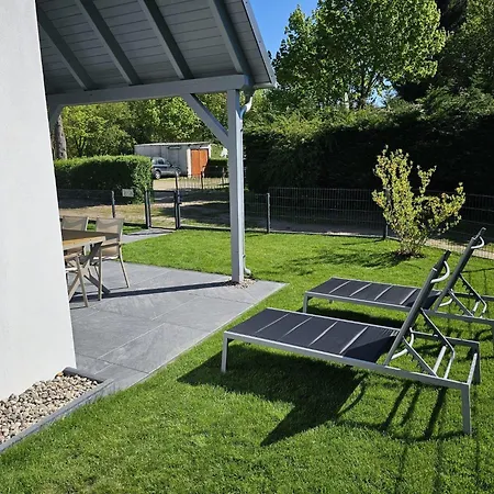 Ferienhaus-anton-charlotte * Schwarz